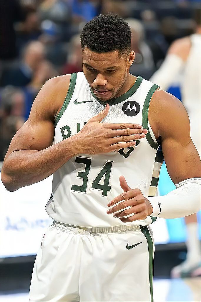 开云下载 -赛后体能课后；密尔沃基雄鹿防线松动备战NBA季后赛；态度坚定；球队文化再被提及的简单介绍